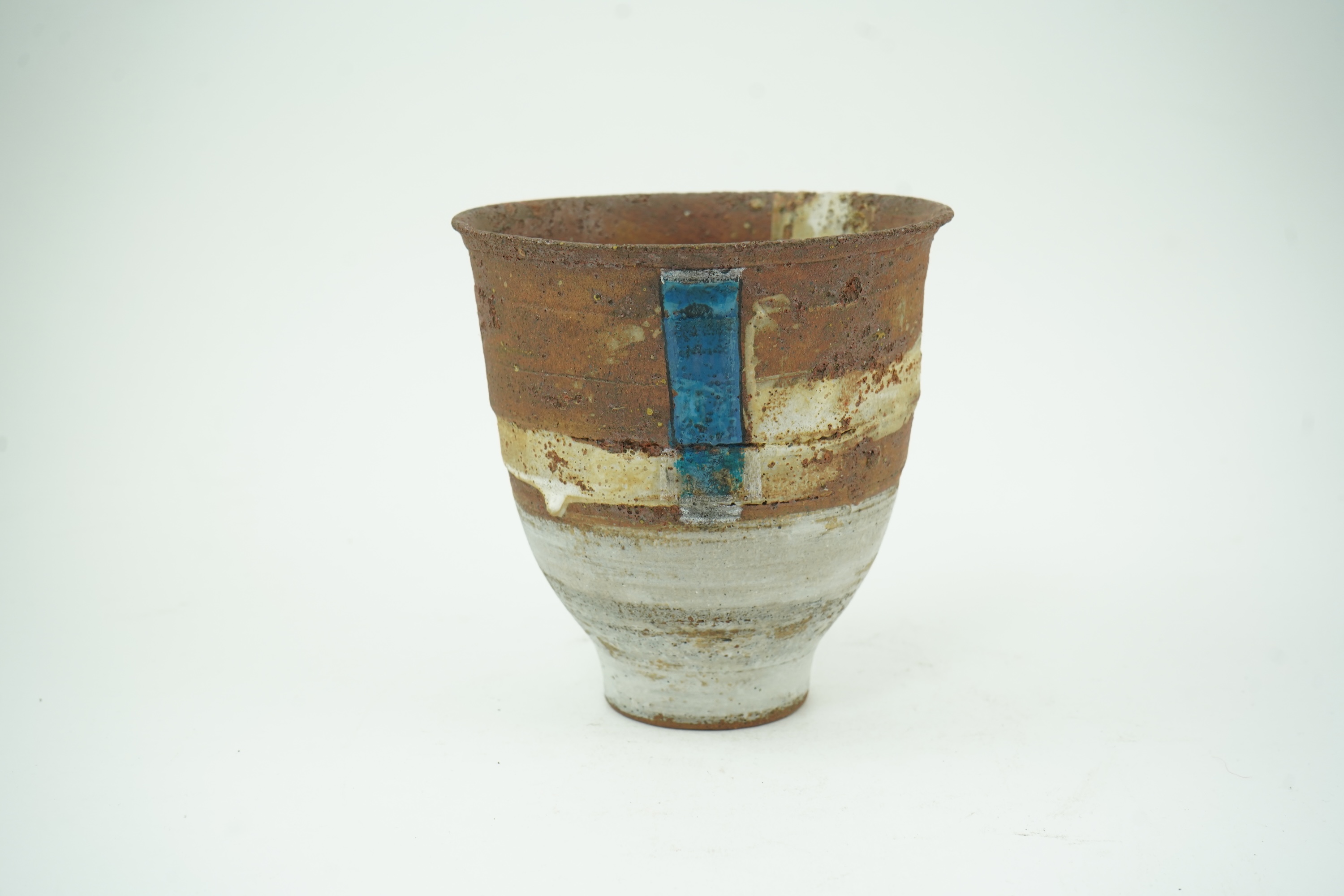 Robin Welch (1936-2019): A footed stoneware vase